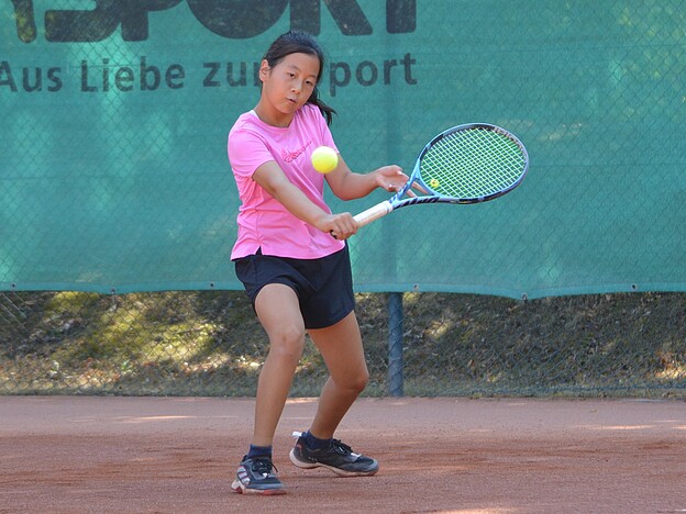 Elina Zhu, Siegerin Mädchen U 12