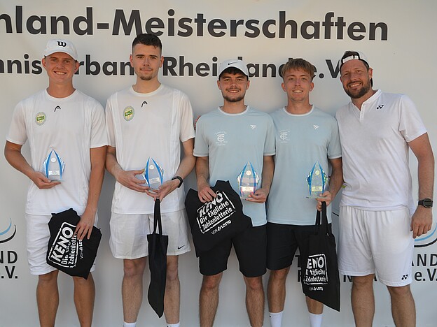 Siegerehrung Herren-Doppel v.l.: Hendrik Hildesheim/Louis Steudter (2.), Nico Ritz/Finn Gerharz (1.) und Christian Klapthor.